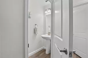 17242 Holly Wl Ave, Wimauma, FL 33598 - Photo 11