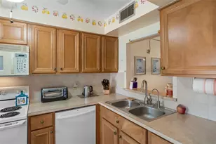 3642 Trophy Blvd, New Port Richey, FL 34655 - Photo 9