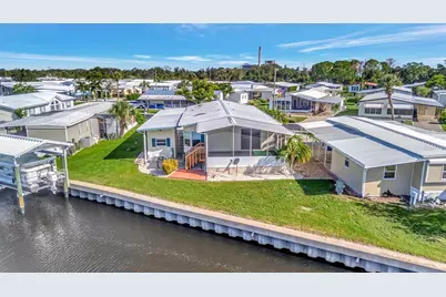 138 S Saint Thomas Circle, Apollo Beach, FL 33572 - Photo 17