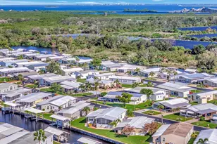 138 S St Thomas Cir, Apollo Beach, FL 33572 - Photo 15