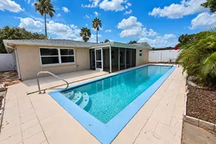 9135 Greenbriar Ln, Port Richey, FL 34668 - Photo 9
