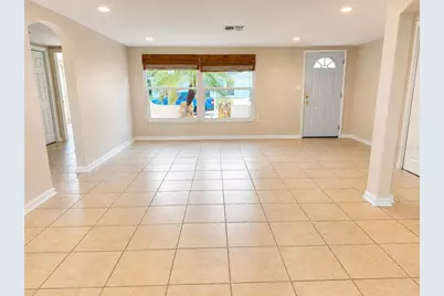 9135 Greenbriar Lane, Port Richey, FL 34668 - Photo 15
