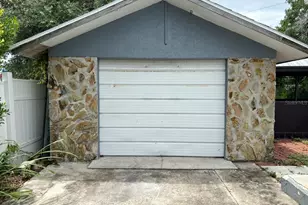 1169 Kingsley St, Clearwater, FL 33756 - Photo 3