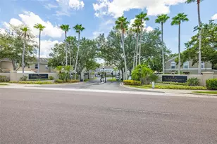 4310 Fincastle Ct, Tampa, FL 33624 - Photo 5