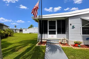 5038 Coco Plum Cir, New Port Richey, FL 34653 - Photo 7