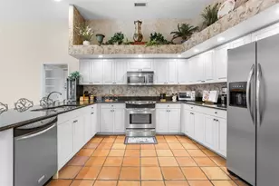 1730 Captiva Dr, Oldsmar, FL 34677 - Photo 19