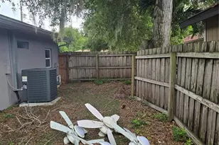 908 Grand Central St, Clearwater, FL 33756 - Photo 25