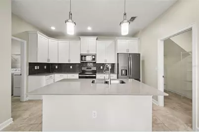 11118 Longleaf Woods Drive, Orlando, FL 32832 - Photo 13