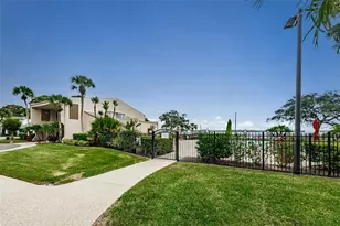 90 S Highland Ave, Tarpon Springs, FL 34689 - Photo 35