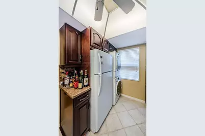 90 S Highland Avenue #214, Tarpon Springs, FL 34689 - Photo 9