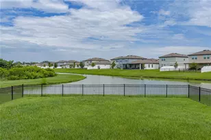 35746 Buttonweed Trl, Zephyrhills, FL 33541 - Photo 51