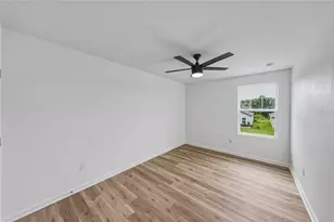 35746 Buttonweed Trl, Zephyrhills, FL 33541 - Photo 43