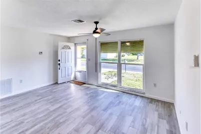4318 Great Lakes Drive N, Clearwater, FL 33762 - Photo 21