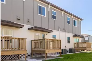 2108 Sebring Pl, Clearwater, FL 33760 - Photo 17