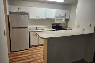 1400 Gandy Blvd N, Saint Petersburg, FL 33702 - Photo 5