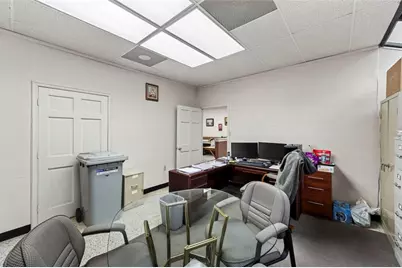 3632 Central Avenue, Saint Petersburg, FL 33711 - Photo 7