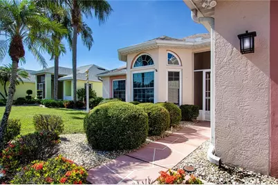 2424 E Del Webb Boulevard, Sun City Center, FL 33573 - Photo 9
