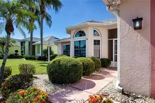 2424 E Del Webb Blvd, Sun City Center, FL 33573 - Photo 9