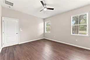 17013 Vilesta Dr, Lutz, FL 33548 - Photo 13