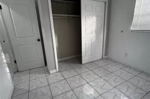 4202 E Okara Rd, Tampa, FL 33617 - Photo 3