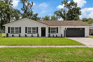 2928 Forest Cir, Seffner, FL 33584 - Photo 1