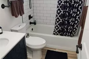 11414 Country Oaks Dr, Tampa, FL 33618 - Photo 11