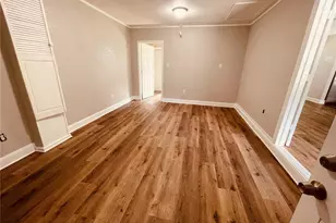 3210 Laurel Ln, Plant City, FL 33566 - Photo 7