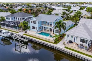 715 Islebay Dr, Apollo Beach, FL 33572 - Photo 5