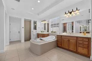 715 Islebay Dr, Apollo Beach, FL 33572 - Photo 37