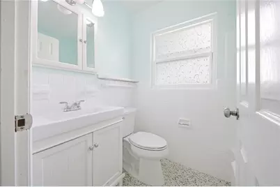 9708 Forest Hills Drive, Tampa, FL 33612 - Photo 13