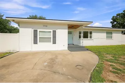 9708 Forest Hills Drive, Tampa, FL 33612 - Photo 5