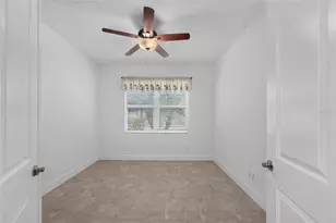 15412 Santa Pola Dr, Wimauma, FL 33598 - Photo 39
