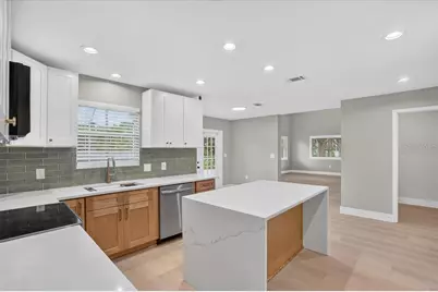905 John Hunter Court, Brandon, FL 33511 - Photo 9