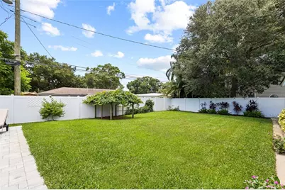 1821 Oak Lake Drive, Clearwater, FL 33764 - Photo 53