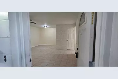 6717 Mornay Circle, Tampa, FL 33615 - Photo 3