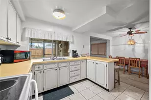3410 Columbus Dr, Holiday, FL 34691 - Photo 13