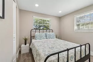 4906 W Cleveland St, Tampa, FL 33609 - Photo 29