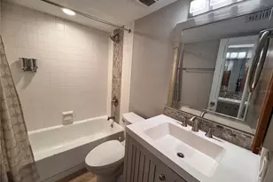201 W Laurel St, Tampa, FL 33602 - Photo 17