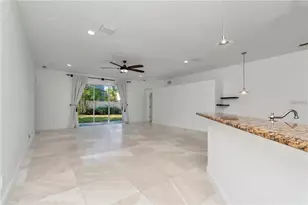 29822 Boyette Oaks Pl, Wesley Chapel, FL 33545 - Photo 5