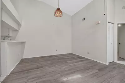 11754 Spring Tree Lane, Port Richey, FL 34668 - Photo 7
