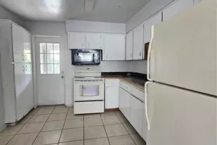 1212 W Marjorie St, Lakeland, FL 33815 - Photo 5