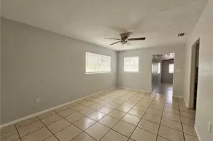 1212 W Marjorie St, Lakeland, FL 33815 - Photo 7