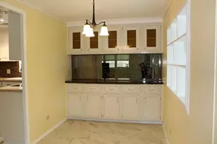 92 Thatch Palm St E, Largo, FL 33770 - Photo 5