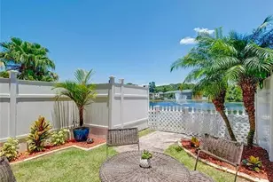 13812 Orange Sunset Dr, Tampa, FL 33618 - Photo 19