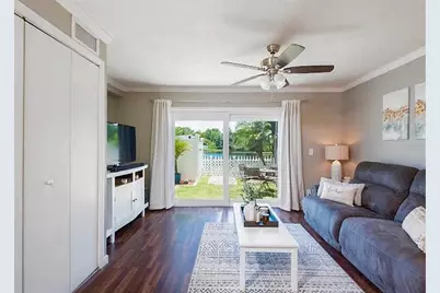13812 Orange Sunset Drive #0, Tampa, FL 33618 - Photo 5