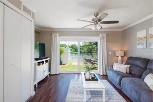 13812 Orange Sunset Dr, Tampa, FL 33618 - Photo 5