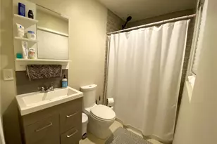 828 22nd Ave N, Saint Petersburg, FL 33704 - Photo 11