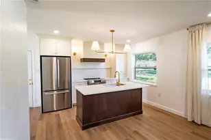 2090 76th St N, Saint Petersburg, FL 33710 - Photo 5