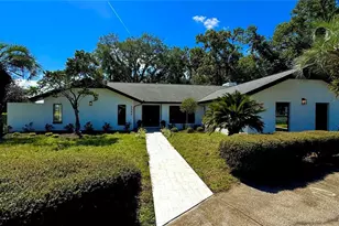2889 Hammock Dr, Plant City, FL 33566 - Photo 1