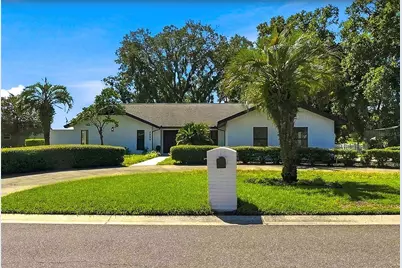 2889 Hammock Drive, Plant City, FL 33566 - Photo 1